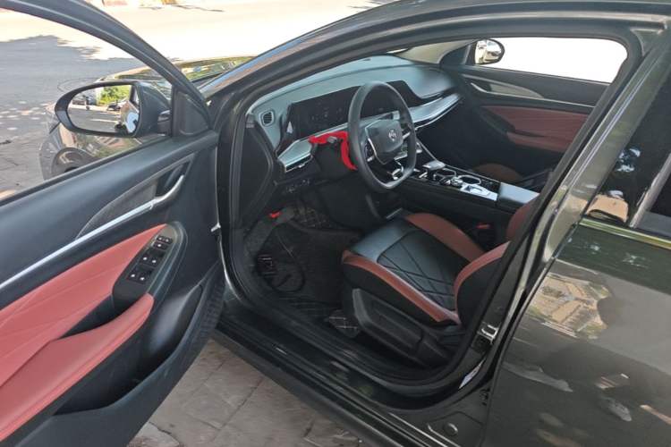 Used CHANGAN Eado 2024 PLUS Blue Whale NE 1.4T GDI DCT High-Energy Edition Driver Seat