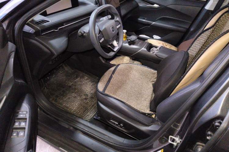Used CHANGAN Eado 2024 1.5T GDI Automatic Flagship Edition Driver Seat