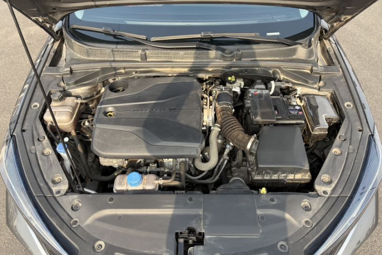 Used CHANGAN Eado 2024 PLUS Blue Whale NE 1.4T GDI DCT High-Energy Edition Engine Bay