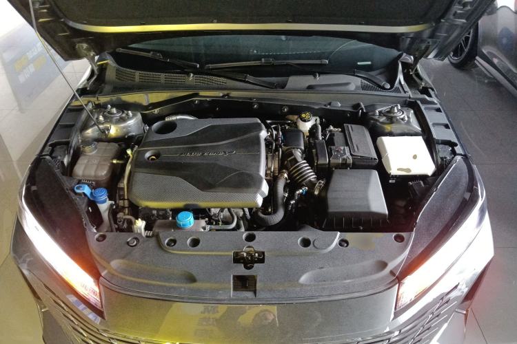 Used CHANGAN Eado 2024 1.5T GDI Automatic Prestige Edition Engine Bay