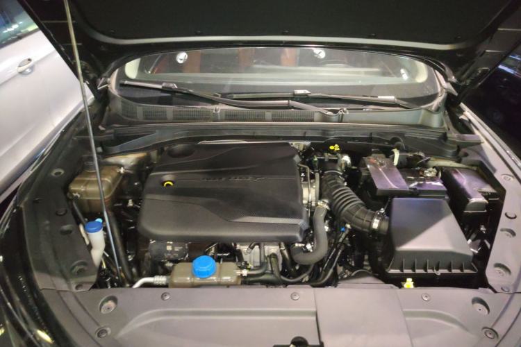 Used CHANGAN Eado 2024 PLUS Blue Whale NE 1.4T GDI DCT High-Energy Edition Engine Bay