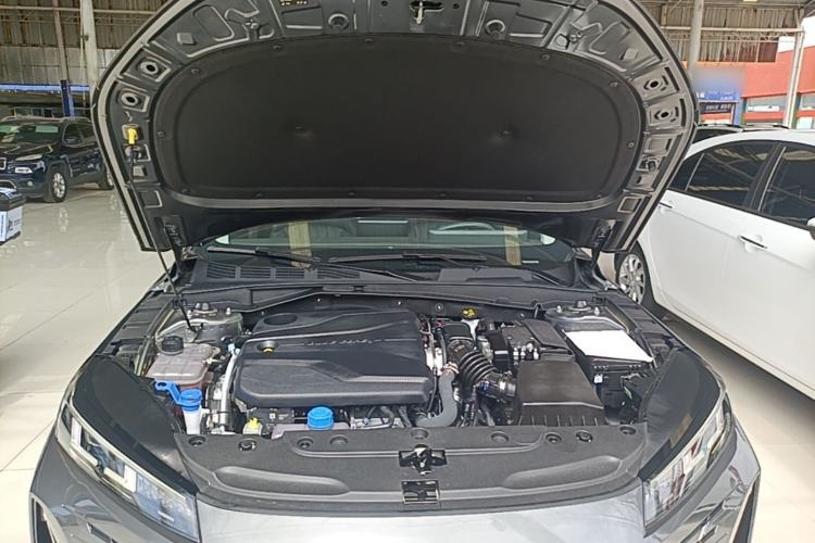 Used CHANGAN Eado 2024 1.5T GDI Automatic Flagship Edition Engine Bay