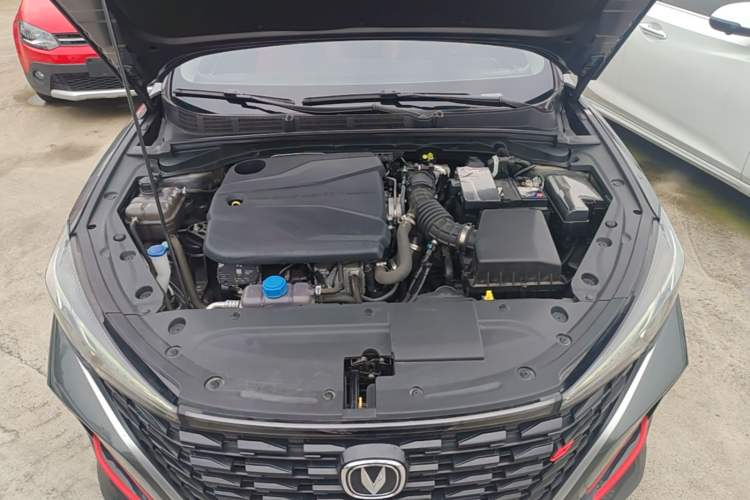 Used CHANGAN Eado 2024 PLUS Blue Whale NE 1.4T GDI DCT High-Energy Edition Engine Bay