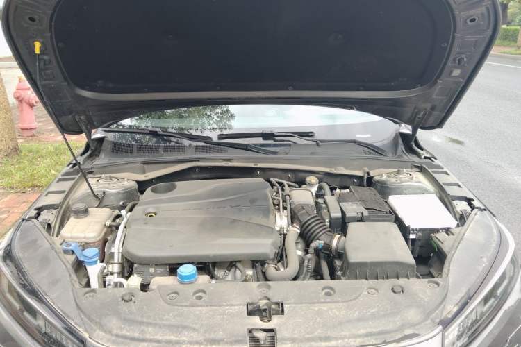 Used CHANGAN Eado 2024 1.5T GDI Automatic Prestige Edition Engine Bay