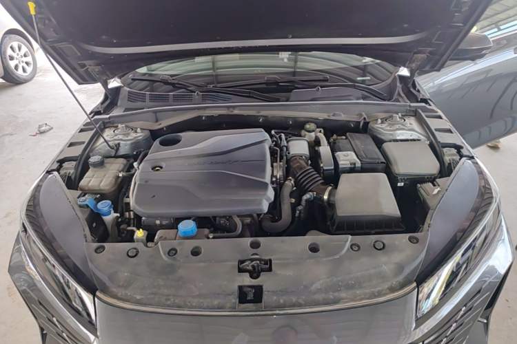 Used CHANGAN Eado 2024 1.5T GDI Automatic Flagship Edition Engine Bay