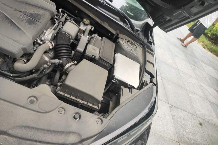 Used CHANGAN Eado 2024 1.5T GDI Automatic Prestige Edition Engine Bay Left