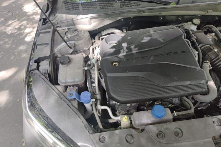 Used CHANGAN Eado 2024 1.5T GDI Automatic Prestige Edition Engine Bay Right