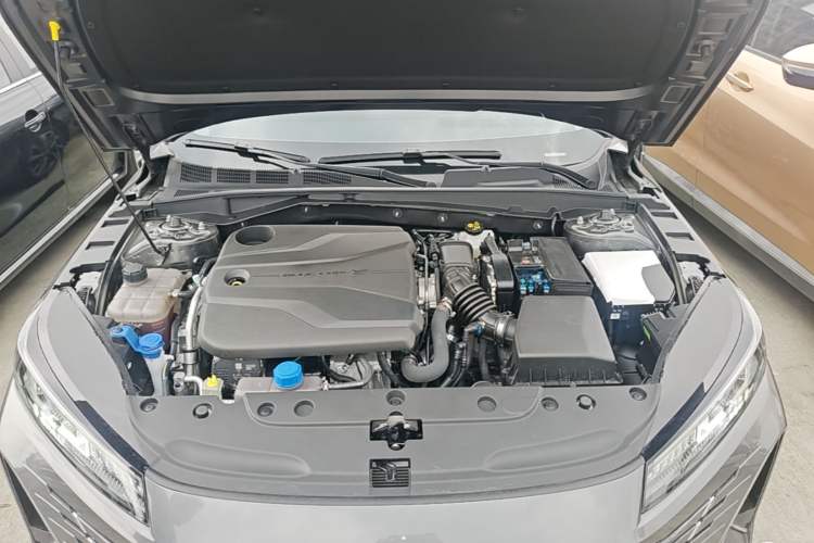 Used CHANGAN Eado 2024 1.5T GDI Automatic Prestige Edition Engine Bay