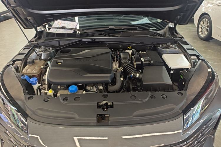 Used CHANGAN Eado 2024 1.5T GDI Automatic Prestige Edition Engine Bay