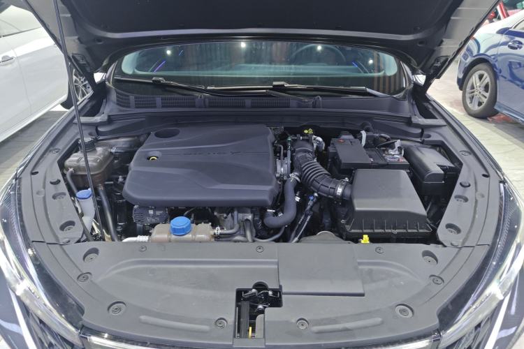 Used CHANGAN Eado 2024 PLUS Blue Whale NE 1.4T GDI DCT High-Energy Edition Engine Bay