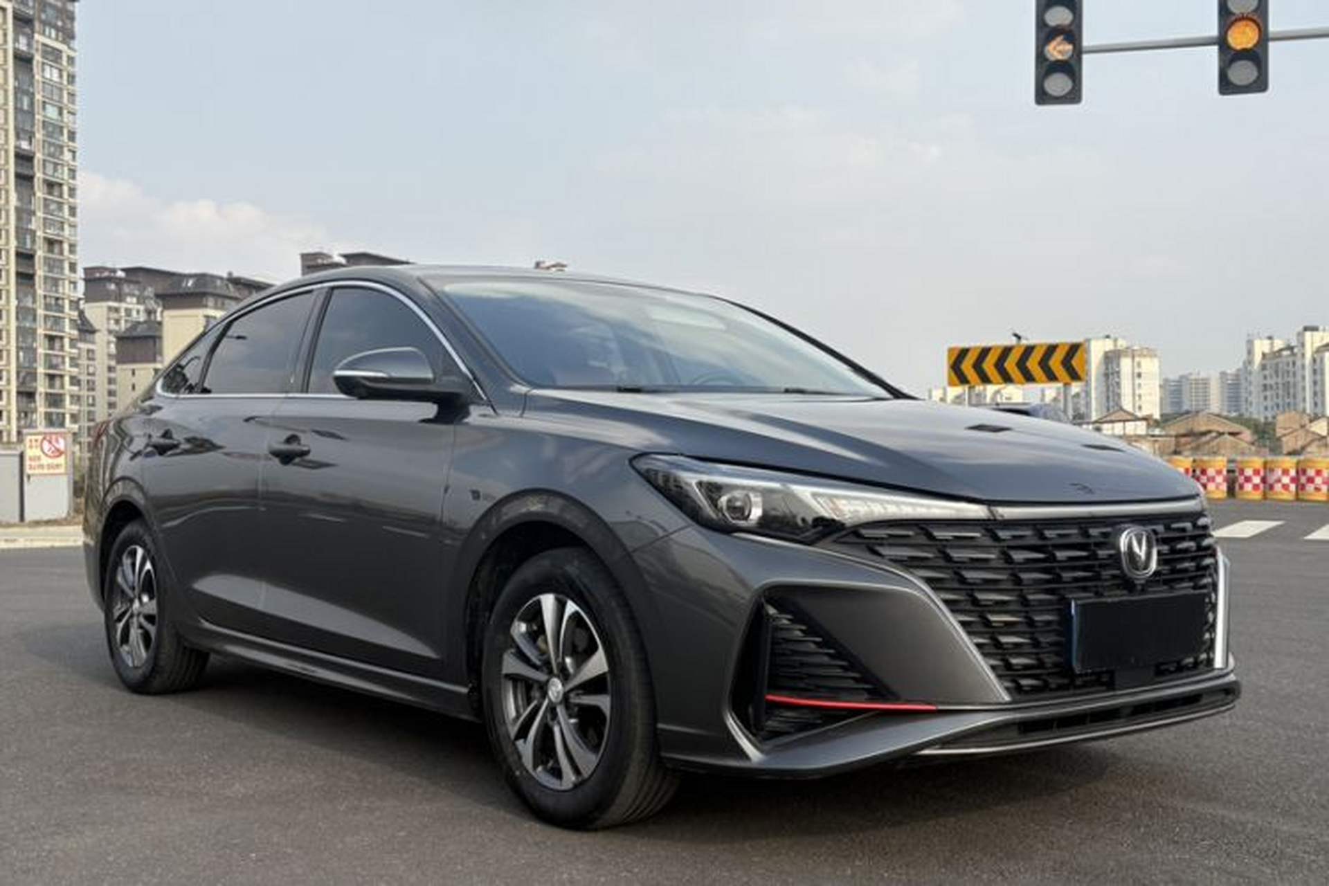 Used CHANGAN Eado 2024 PLUS Blue Whale NE 1.4T GDI DCT High-Energy Edition Exterior 1