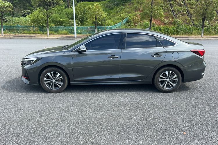 Used CHANGAN Eado 2024 PLUS Blue Whale NE 1.4T GDI DCT High-Energy Edition Exterior 11