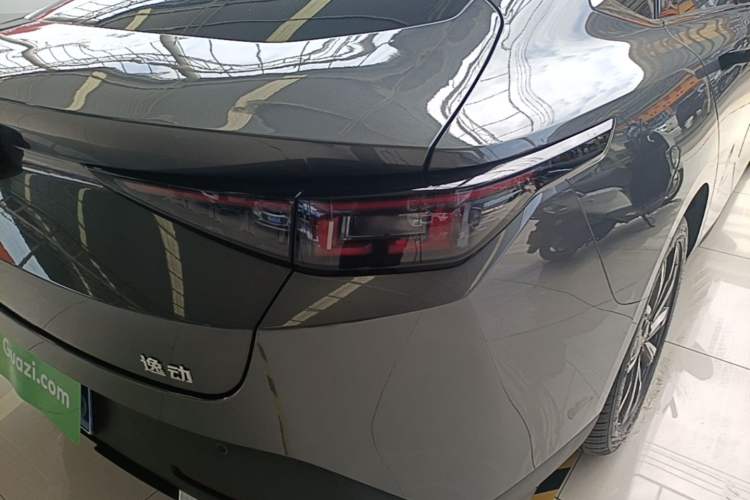 Used CHANGAN Eado 2024 1.5T GDI Automatic Flagship Edition Exterior 3