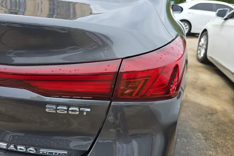 Used CHANGAN Eado 2024 PLUS Blue Whale NE 1.4T GDI DCT High-Energy Edition Exterior 3