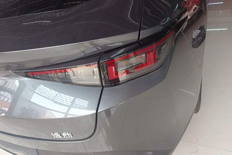 Used CHANGAN Eado 2024 1.5T GDI Automatic Prestige Edition Exterior 3