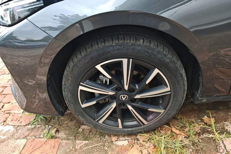 Used CHANGAN Eado 2024 1.5T GDI Automatic Prestige Edition Exterior 4