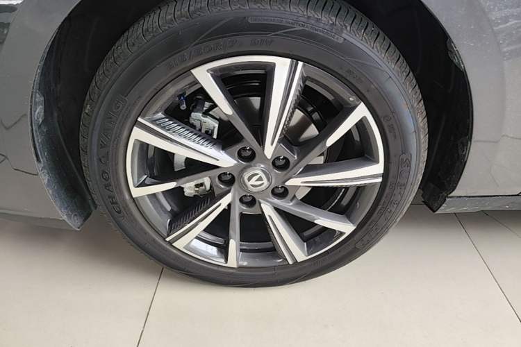 Used CHANGAN Eado 2024 1.5T GDI Automatic Prestige Edition Exterior 4