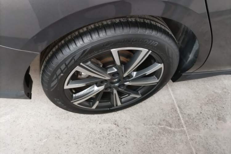 Used CHANGAN Eado 2024 1.5T GDI Automatic Flagship Edition Exterior 5