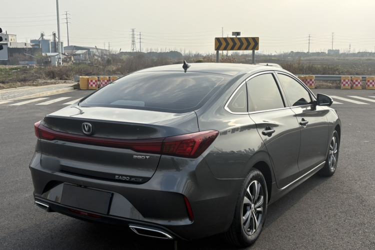 Used CHANGAN Eado 2024 PLUS Blue Whale NE 1.4T GDI DCT High-Energy Edition Exterior 6