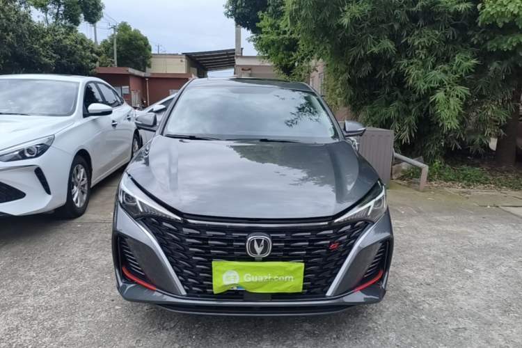 Used CHANGAN Eado 2024 PLUS Blue Whale NE 1.4T GDI DCT High-Energy Edition Front