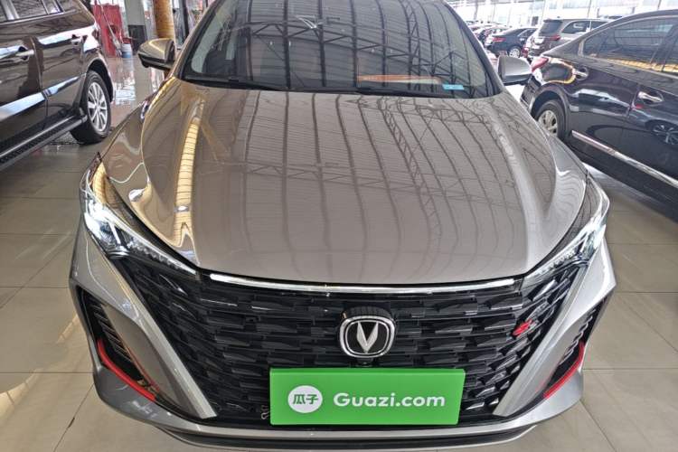 Used CHANGAN Eado 2024 PLUS Blue Whale NE 1.4T GDI DCT High-Energy Edition Front