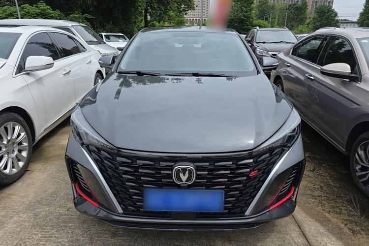 Used CHANGAN Eado 2024 PLUS Blue Whale NE 1.4T GDI DCT High-Energy Edition Front