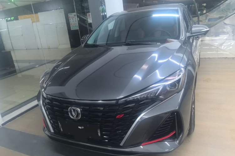 Used CHANGAN Eado 2024 PLUS Blue Whale NE 1.4T GDI DCT High-Energy Edition Front