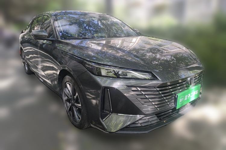 Used CHANGAN Eado 2024 1.5T GDI Automatic Prestige Edition Front Right 45 Deg