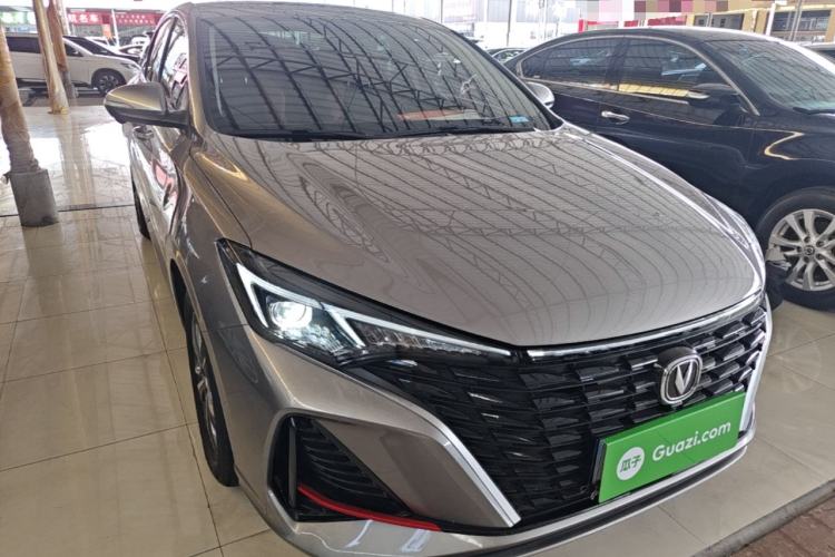 Used CHANGAN Eado 2024 PLUS Blue Whale NE 1.4T GDI DCT High-Energy Edition Front Right 45 Deg