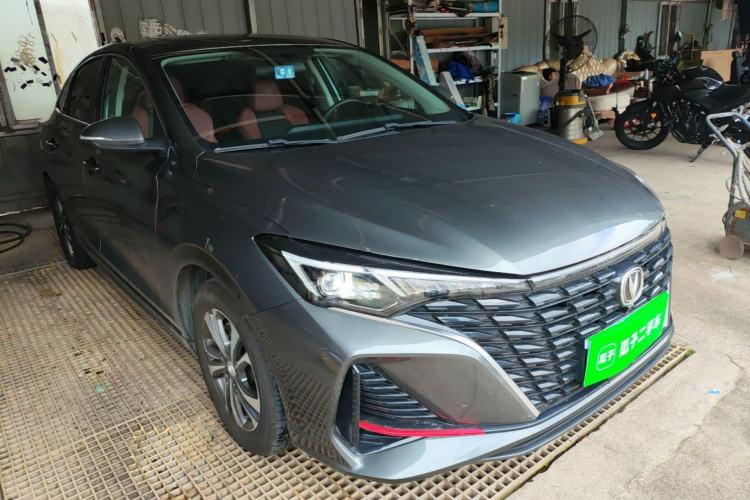 Used CHANGAN Eado 2024 PLUS Blue Whale NE 1.4T GDI DCT High-Energy Edition Front Right 45 Deg