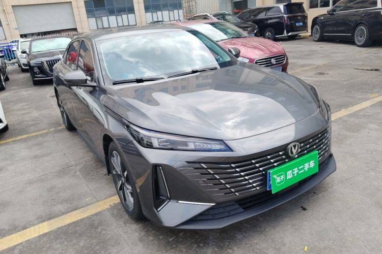 Used CHANGAN Eado 2024 1.5T GDI Automatic Flagship Edition Front Right 45 Deg