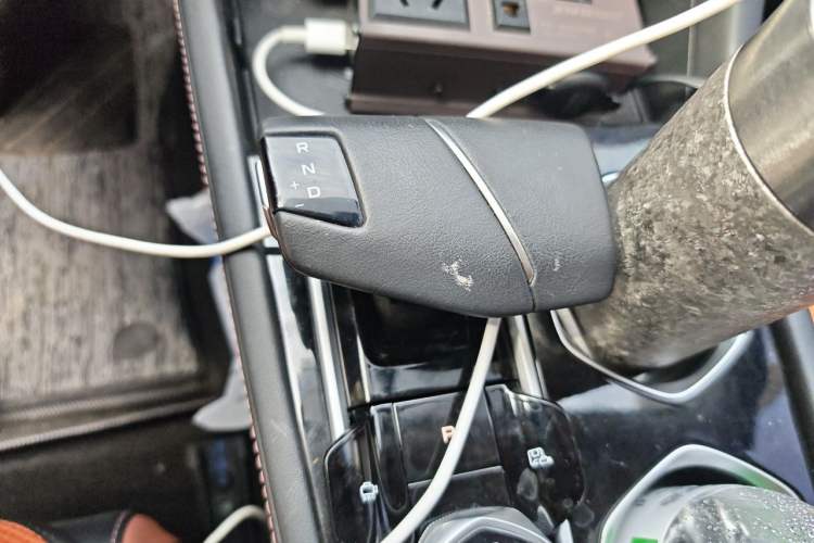 Used CHANGAN Eado 2024 PLUS Blue Whale NE 1.4T GDI DCT High-Energy Edition Gear Lever