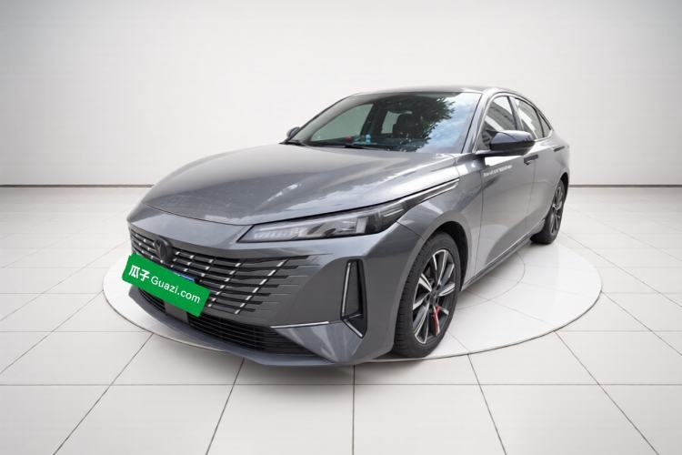 Ojetý CHANGAN Eado 2024 1.5T GDI Automatic Flagship Edition Guazi used car, China used car export, Used car for sale, Used cars, Cheapest cars for sale