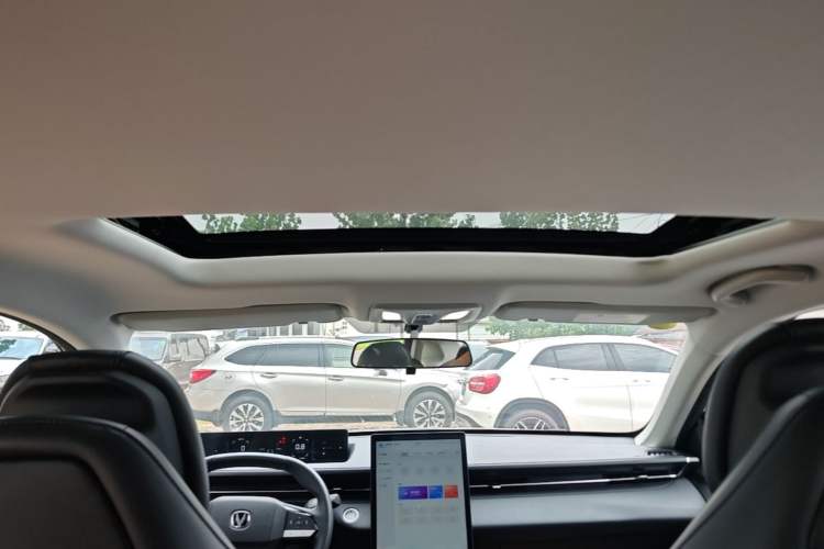 Used CHANGAN Eado 2024 1.5T GDI Automatic Prestige Edition Headliner