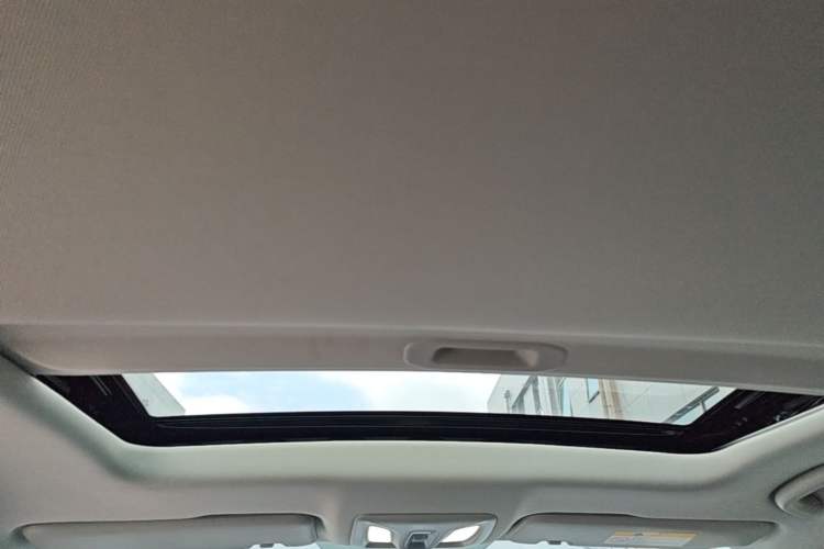 Used CHANGAN Eado 2024 1.5T GDI Automatic Prestige Edition Headliner