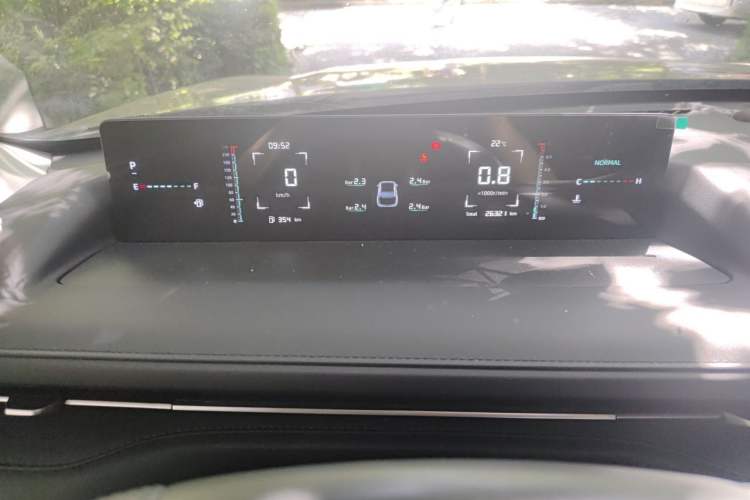 Used CHANGAN Eado 2024 1.5T GDI Automatic Prestige Edition Instrument Cluster