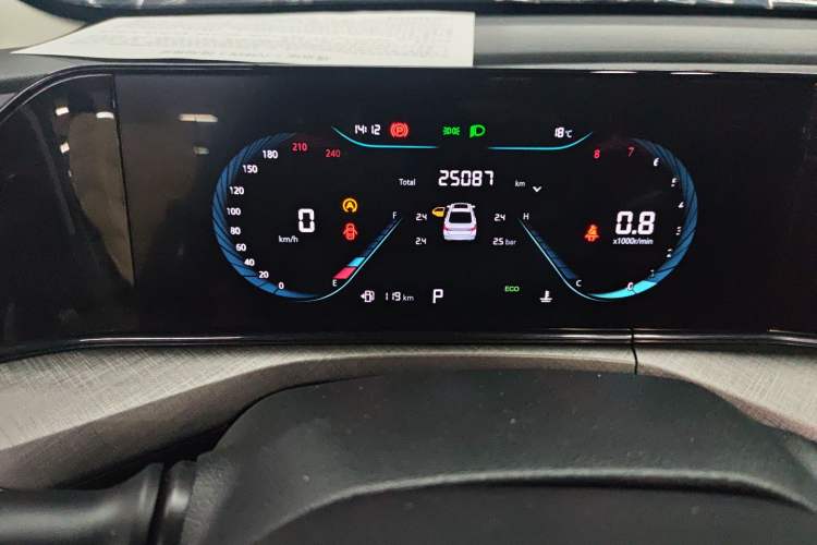 Used CHANGAN Eado 2024 PLUS Blue Whale NE 1.4T GDI DCT High-Energy Edition Instrument Cluster