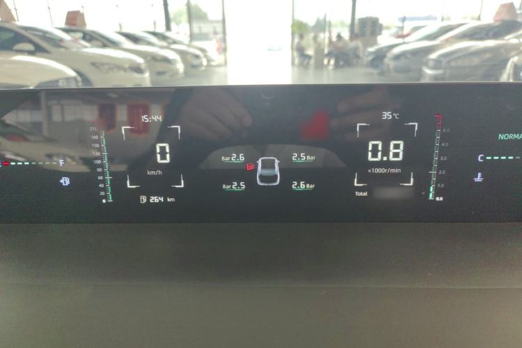 Used CHANGAN Eado 2024 1.5T GDI Automatic Prestige Edition Instrument Cluster