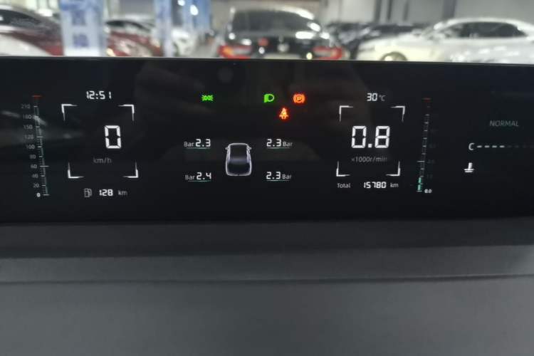 Used CHANGAN Eado 2024 1.5T GDI Automatic Prestige Edition Instrument Cluster