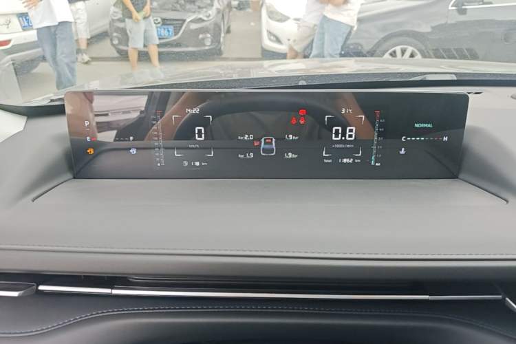 Used CHANGAN Eado 2024 1.5T GDI Automatic Prestige Edition Instrument Cluster