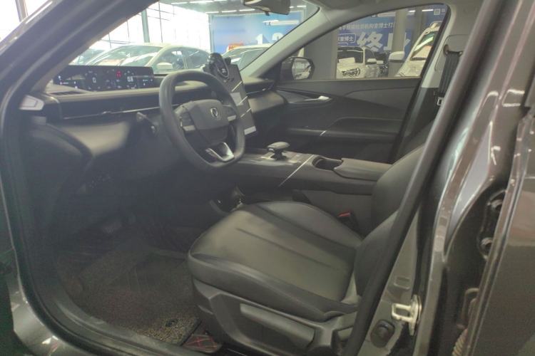 Used CHANGAN Eado 2024 1.5T GDI Automatic Prestige Edition Interior 1