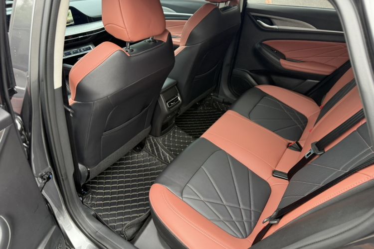 Used CHANGAN Eado 2024 PLUS Blue Whale NE 1.4T GDI DCT High-Energy Edition Interior 1