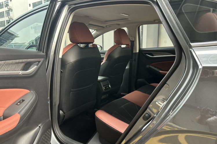 Used CHANGAN Eado 2024 PLUS Blue Whale NE 1.4T GDI DCT High-Energy Edition Interior 10