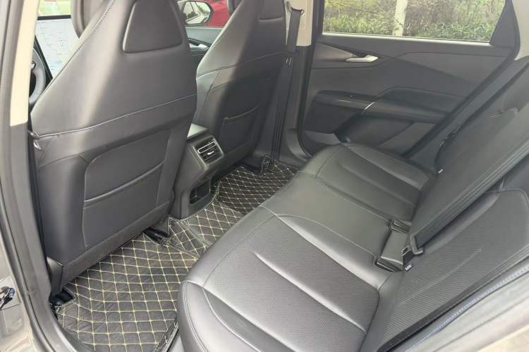 Used CHANGAN Eado 2024 1.5T GDI Automatic Prestige Edition Interior 3