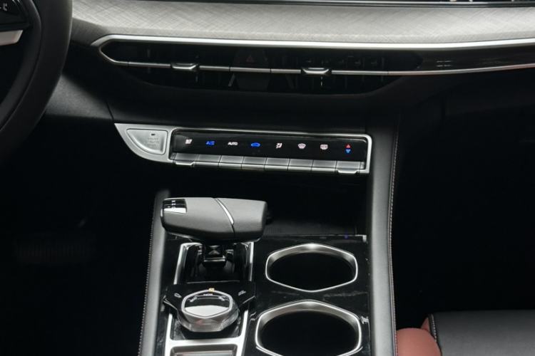Used CHANGAN Eado 2024 PLUS Blue Whale NE 1.4T GDI DCT High-Energy Edition Interior 3