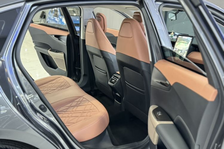 Used CHANGAN Eado 2024 1.5T GDI Automatic Flagship Edition Interior 3