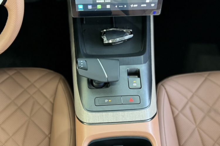 Used CHANGAN Eado 2024 1.5T GDI Automatic Flagship Edition Interior 4