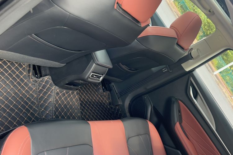 Used CHANGAN Eado 2024 PLUS Blue Whale NE 1.4T GDI DCT High-Energy Edition Interior 5