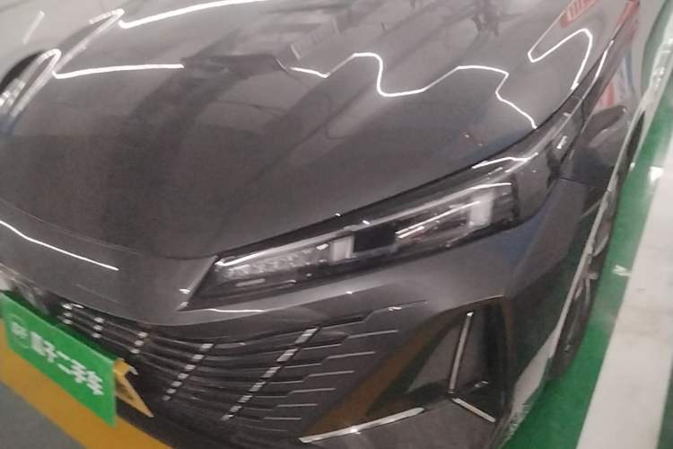 Used CHANGAN Eado 2024 1.5T GDI Automatic Prestige Edition Left Front Headlight