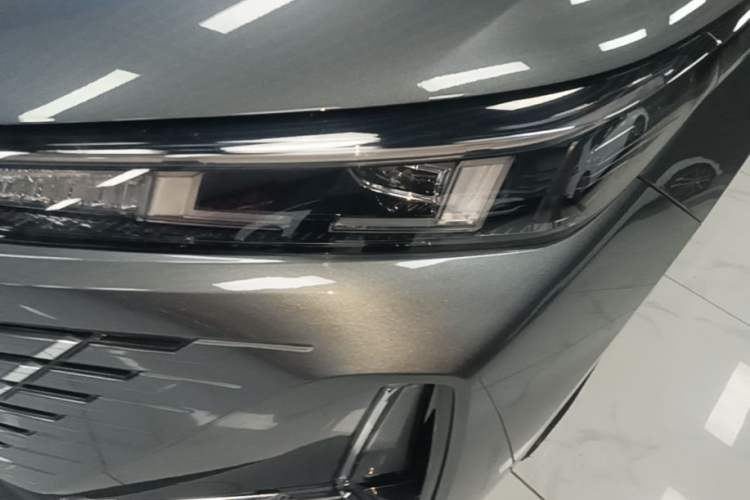 Used CHANGAN Eado 2024 1.5T GDI Automatic Prestige Edition Left Front Headlight